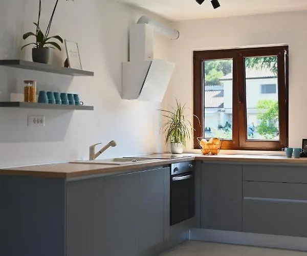 Vitamin Sea アパート