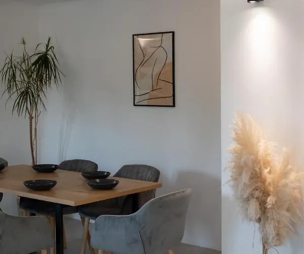 アパート Vitamin Sea ポレッチ